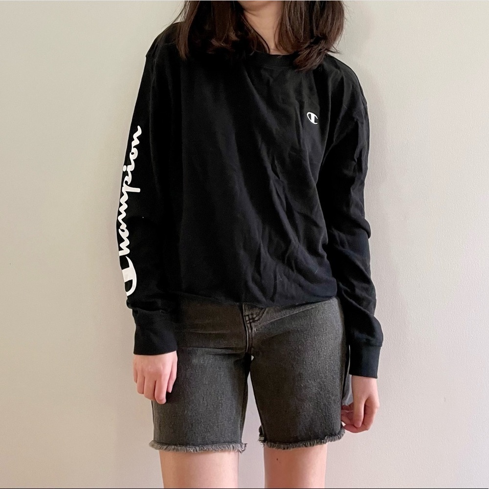 NWT CHAMPION BLACK LONG SLEEVE WITH CHEST  EMBROIDERY TOP - SMALL